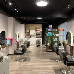 魔力美学Magic Beauty美甲/美睫/美髪/美容/按摩/彩妝造型/修眉/采耳/手足保養/熱蝋除毛/延甲/穿戴甲