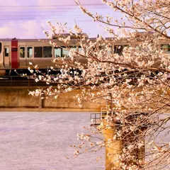 新白島駅