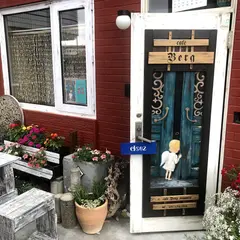 カフェ ベルク