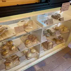 キャンプ＆パン工房 癒々（ゆゆ）