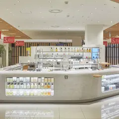 uka store Osaka LUCUA 1100