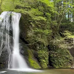 峨瓏の滝