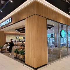 Eマートトレーダース 蓮山店