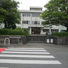 橿原市立白橿中学校