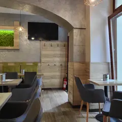 Cafe 25 Bistro
