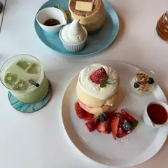 cafe SOU 広島駅前店