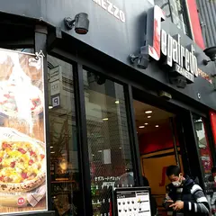 segafredo ZANETTI 新宿南口店