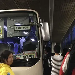 東京都庁大型駐車場