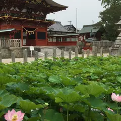 伊賀八幡宮