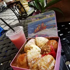 Royal Hawaiian Bakery