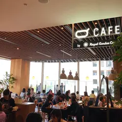 Q CAFE by RoyalGardenCafe
