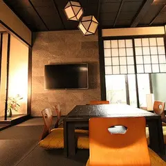 ホスタ二条 泉 (Hosta Nijo Sen)