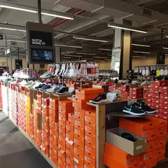 DSW Designer Shoe Warehouse