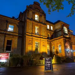 Palmers Lodge Swiss Cottage