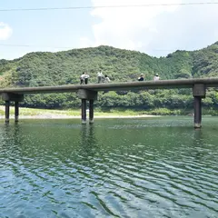 三里の沈下橋