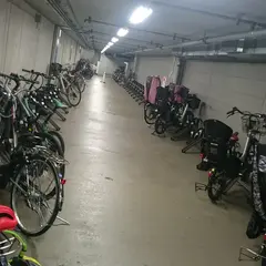 銀座４丁目公共 駐車場・駐輪場
