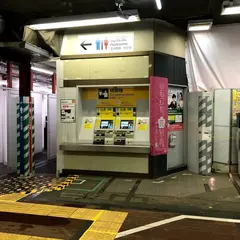 新大久保駅