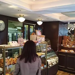 Boulangerie et Cafe Main Mano