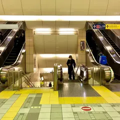 後楽園駅