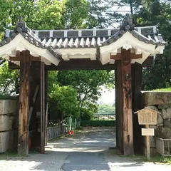 本丸 東二之門（旧二之丸東二之門）