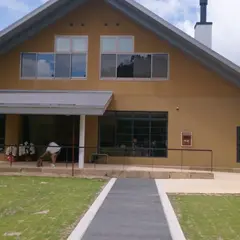 森の中の家 安野光雅館