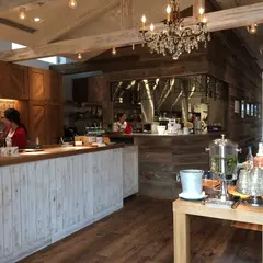 アールエイチ カフェ 福岡店