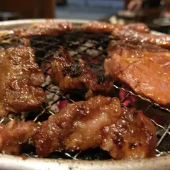 焼肉肉一