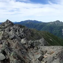 農鳥岳