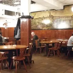 Zum Gemalten Haus