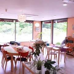 フルーツおばさんのカフェ(花水木)