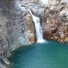 鳥越の滝