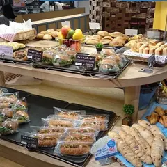 ベーカリーカフェ・ペンギン