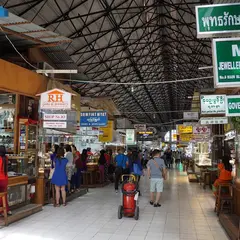 ボーヂョーアウンサン・マーケット（Bogyoke Aung San Market）