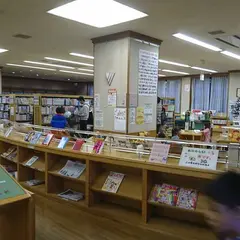 江東区立深川図書館