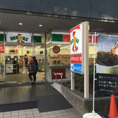 ファミリーマート 横浜大桟橋通り店