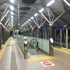 青海駅