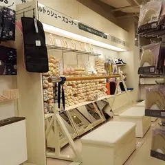 チャコット 渋谷本店