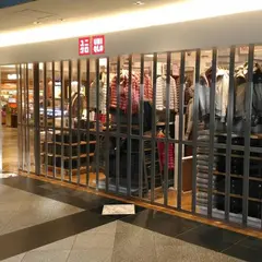 ユニクロ 新千歳空港店