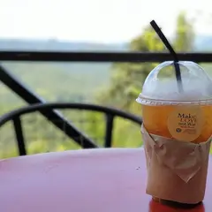 ร้านก่อนตะวันลับแนวเหลี่ยมภูผา (Before Sunset Coffee)