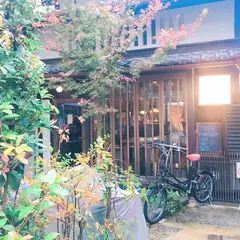 カフェ火裏蓮花