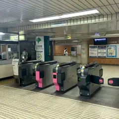 淡路町駅