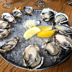 EaT: An Oyster Bar