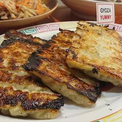 GYOZA YUMMY