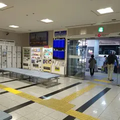 横浜シティ・エア・ターミナル（YCAT）