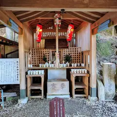 恋の水神社 Koinomizu Shrine