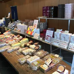 播磨屋本店 豊の岡工園店