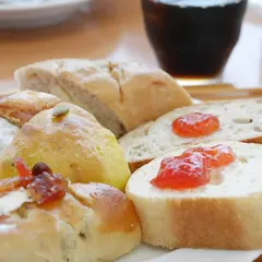 La Brioche Cafｆe