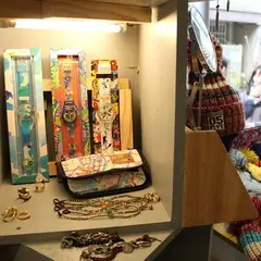 Vacanza Accessory 仮期飾品南西門市
