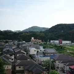 サリ・リゾート 川西店