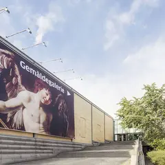 絵画館